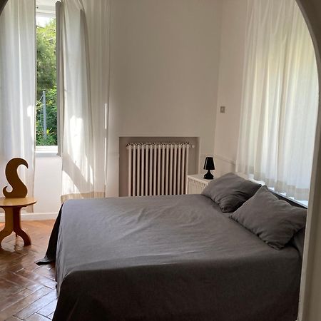 Residenza Le Rose Villa D'Arte Napels Buitenkant foto