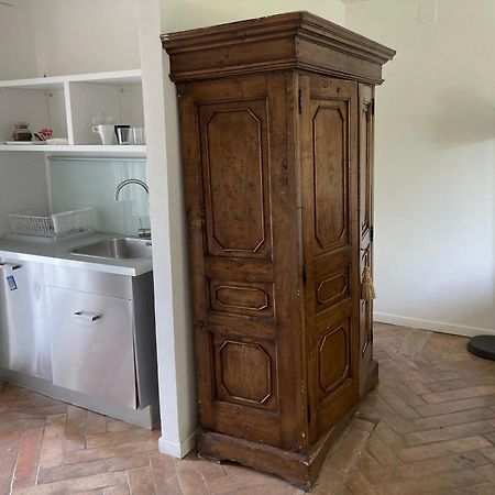 Residenza Le Rose Villa D'Arte Napels Buitenkant foto