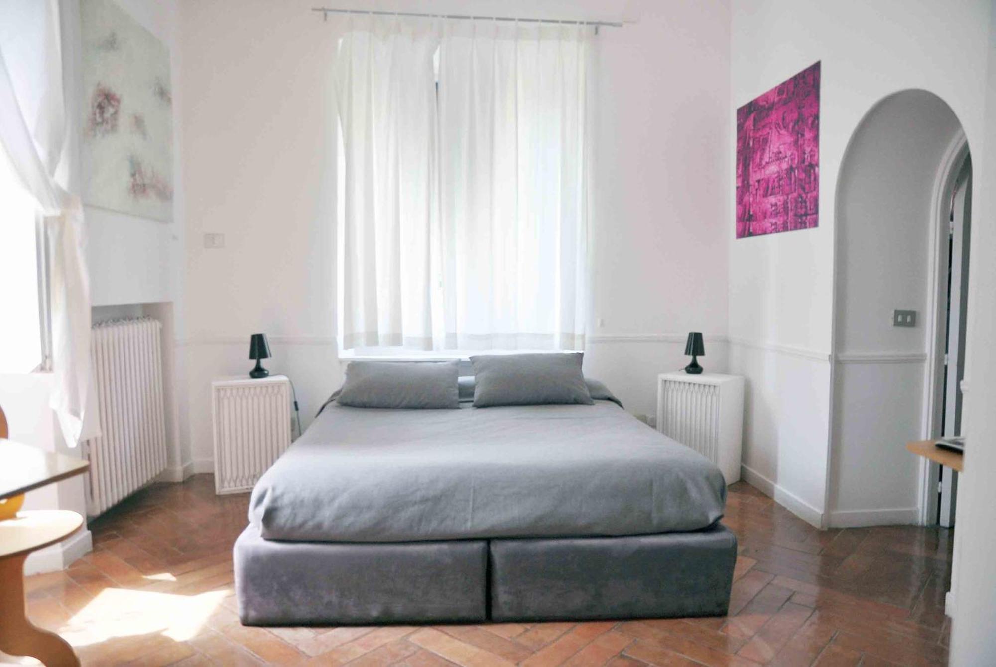 Residenza Le Rose Villa D'Arte Napels Buitenkant foto