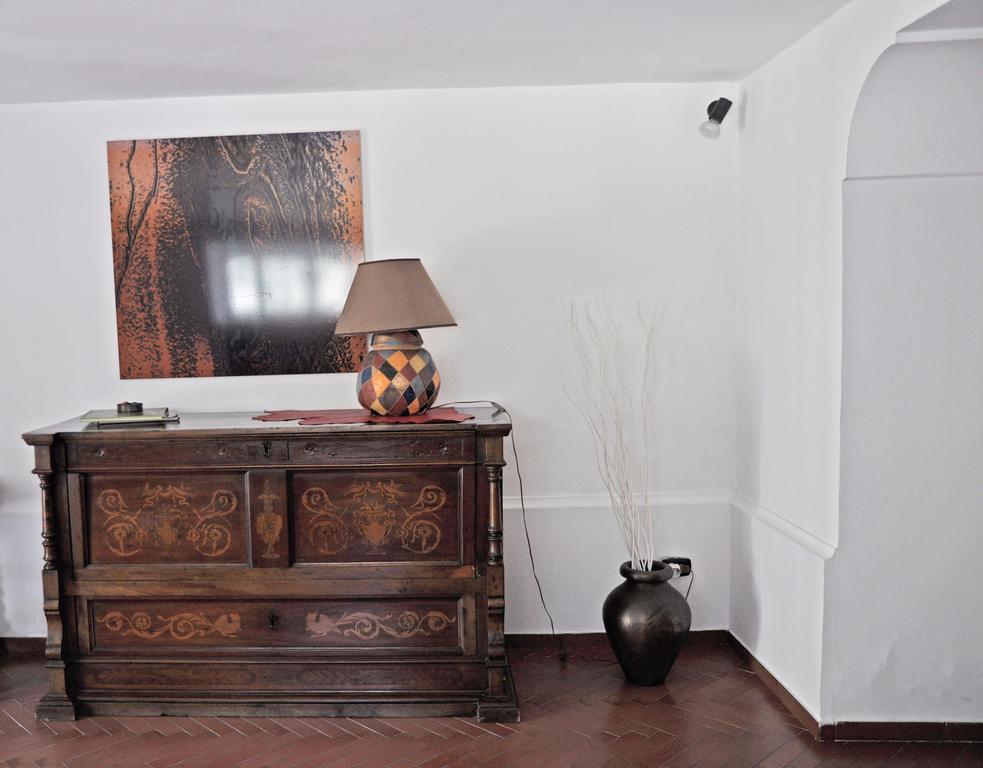 Residenza Le Rose Villa D'Arte Napels Buitenkant foto
