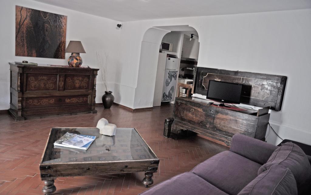 Residenza Le Rose Villa D'Arte Napels Buitenkant foto