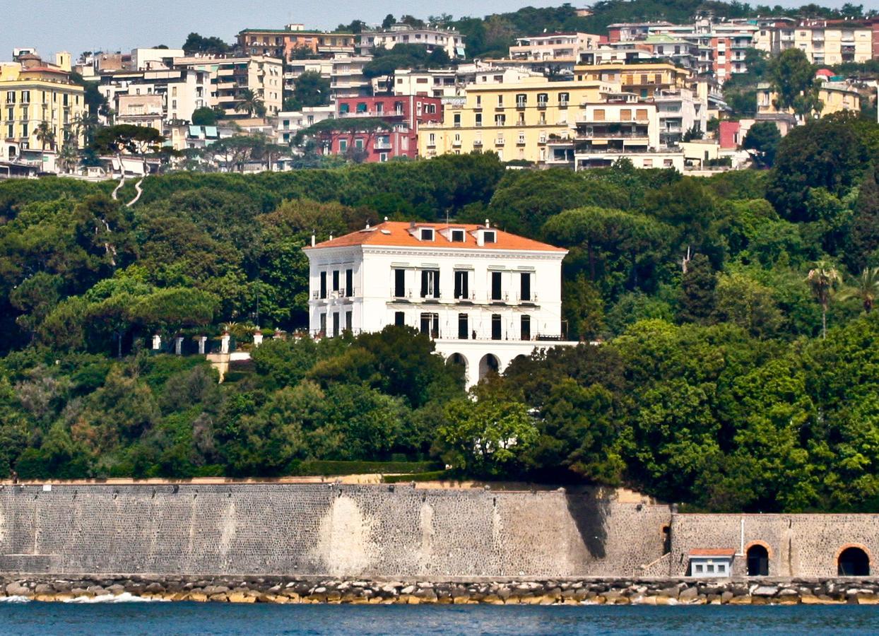 Residenza Le Rose Villa D'Arte Napels Buitenkant foto